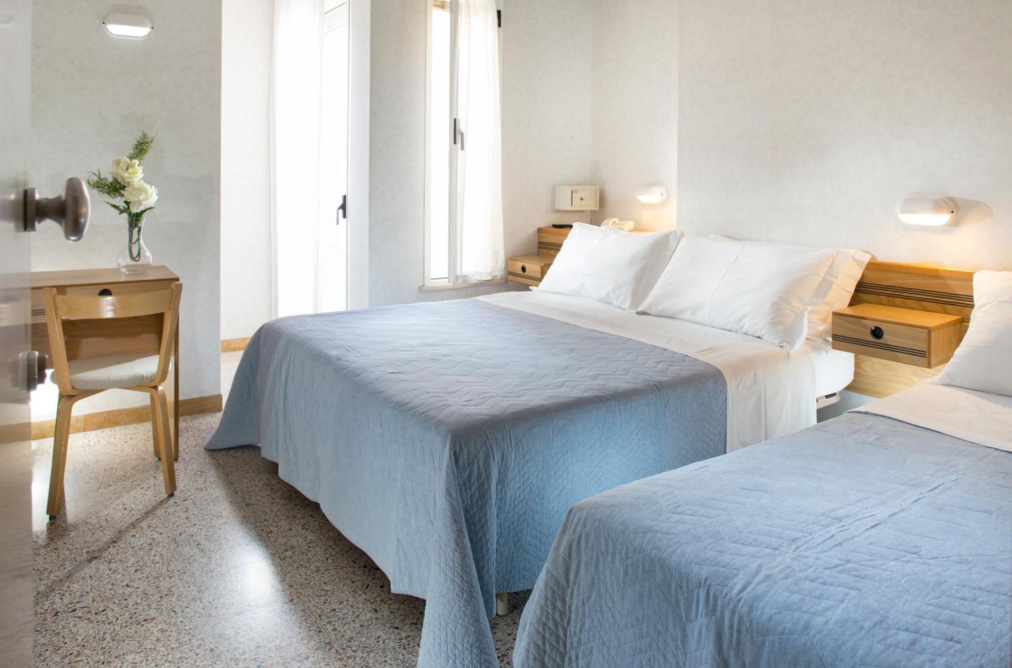 Hotel Sampaoli Беллария-Иджеа-Марина Экстерьер фото